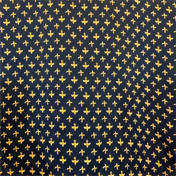 Victoria’s Secret Fleur-de-lis 100% Silk Gold Button Down Blouse - Picture 8 of 8